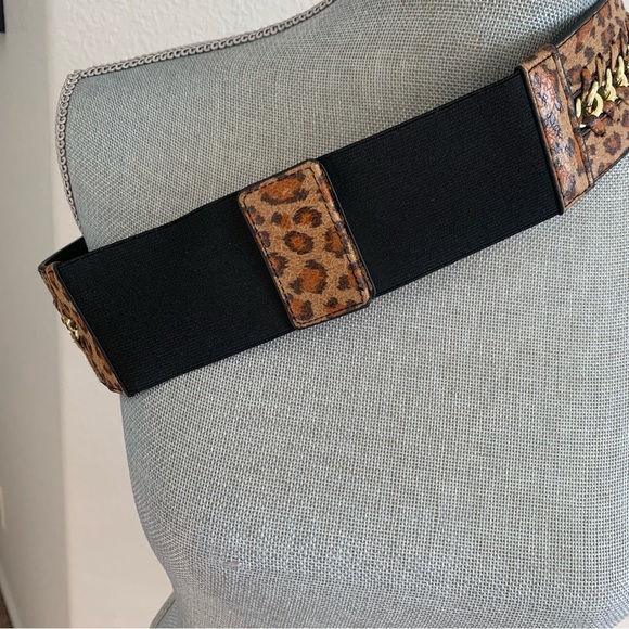 Leopard and gold chain belt with stretch for s flexible fit size ML snap close - Picture 2 of 7